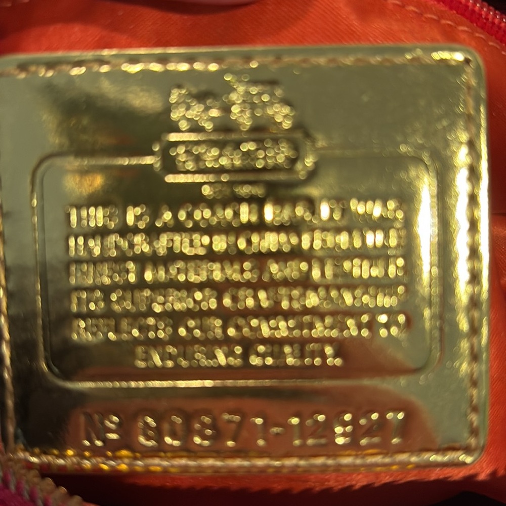 Woman’s coach handbag - Picture 3 of 3